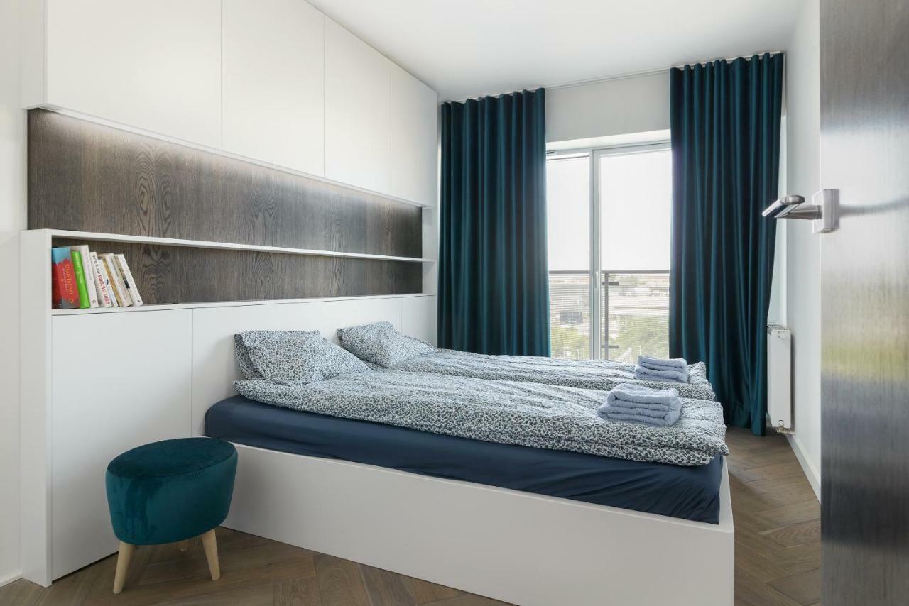 Perfectely Located Stay With Free Parking Познань Экстерьер фото